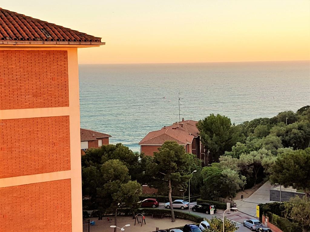 Helena Seaview & Beach-Apartment Montgat Eksteriør billede